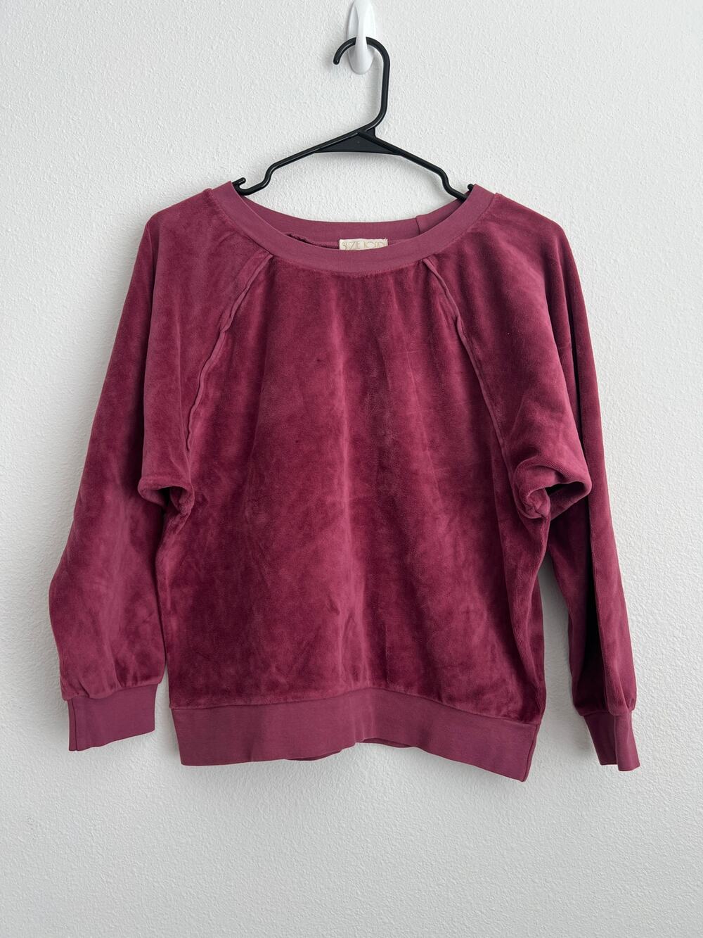 Suzie Kondi Velour Sweatshirt Womens Small Discoloration Flaw